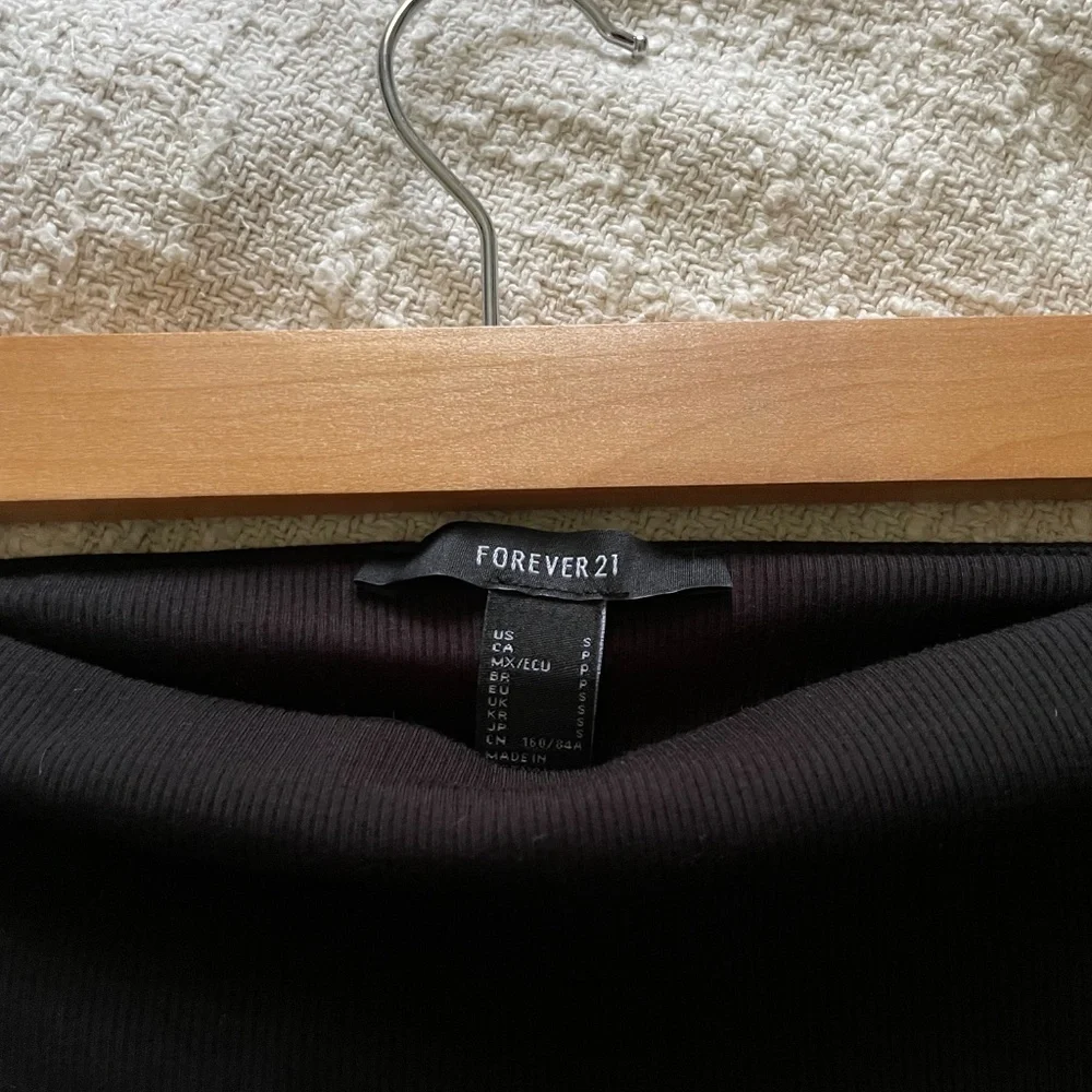 3/$15 Forever 21 Asymmetrical Tube Top - Picture 2 of 2
